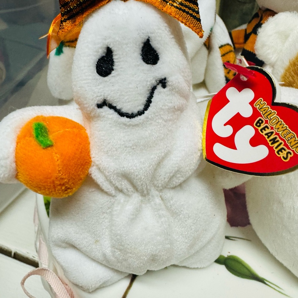 RARE Ty Beanie Babies Lot Halloween Ghoulish, Ghoulianne, Sheetsies, Quivers - Picture 2 of 9